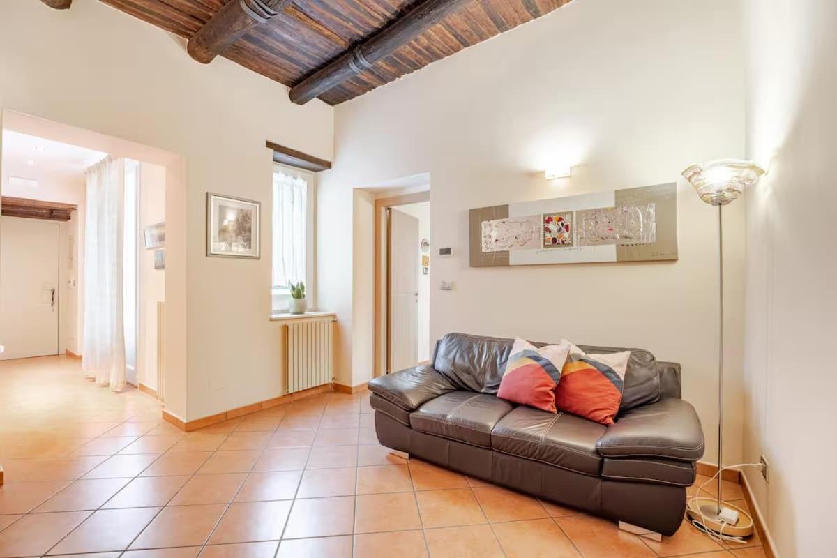 Casa Albertino-In The Heart Of Νάπολη Εξωτερικό φωτογραφία